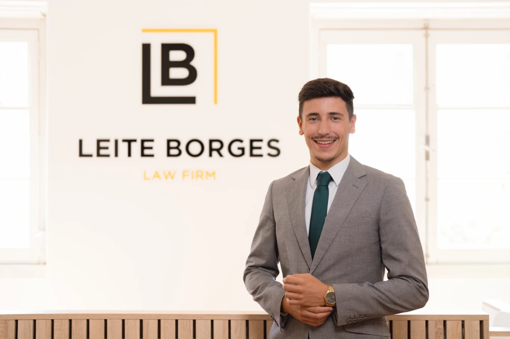 Leite Borges has a new associate!